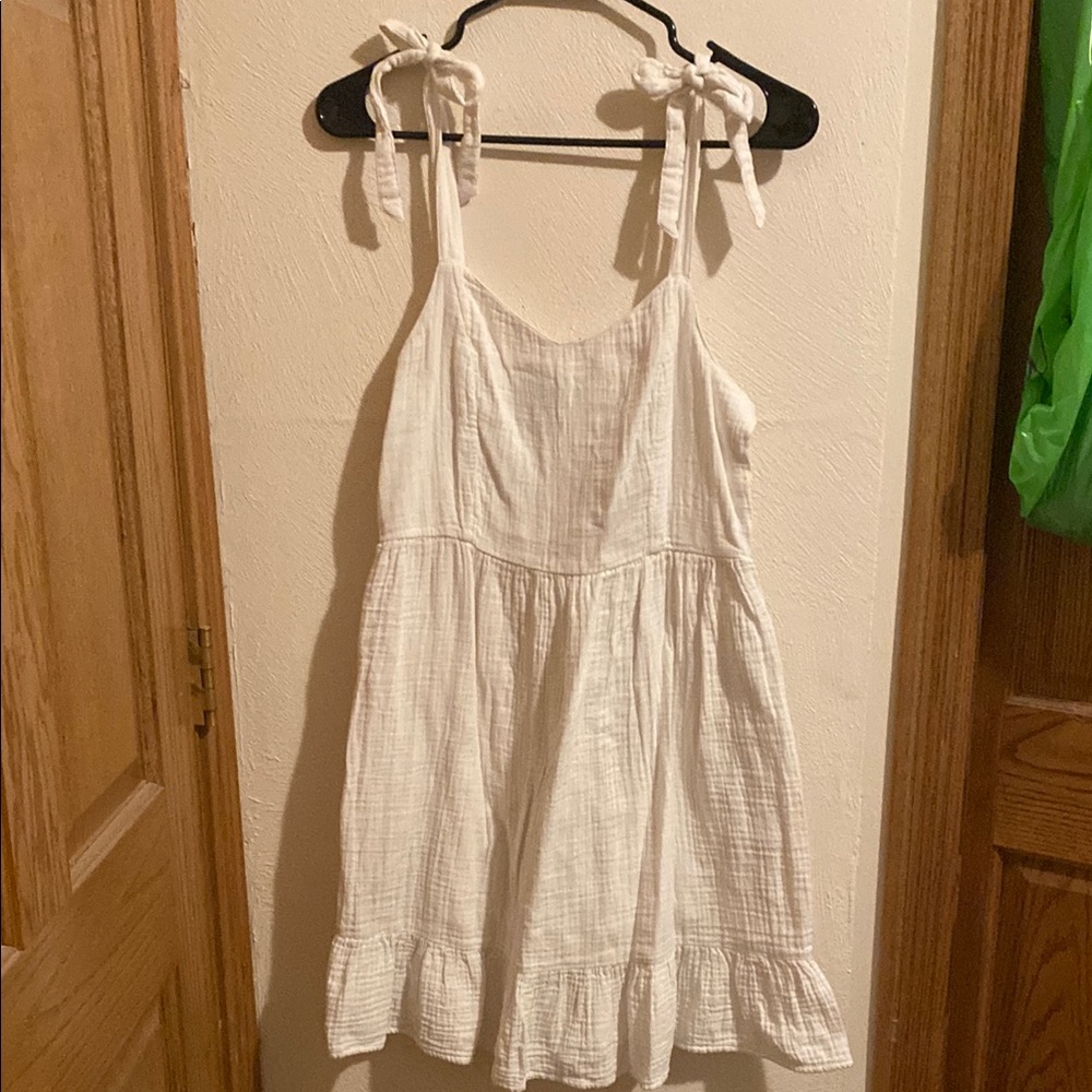 White Sleeveless Dress with Bow Straps